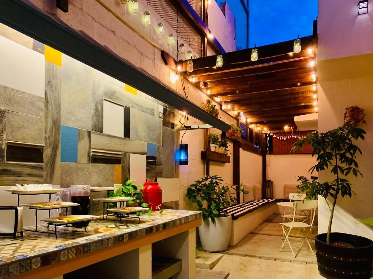 Tapia Haus 103 - Beach Vibes Within Walking Distance San Juan Hotel